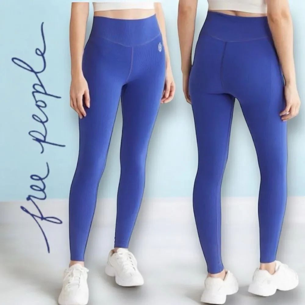 FREE PEOPLE FP Moment Women’s Mainstream High Waist Leggings in the Size M-L